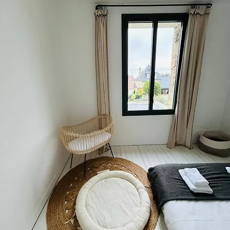 La Maison Du Caennais Villa *